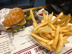 -The Habit Burger Grill 哈比特汉堡(爱琴海店)