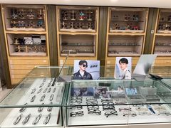 -发茂眼镜·蔡司依视路镜片(镇坪路店)