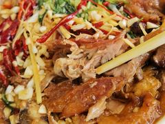 -东北四季饺子王(华山路店)