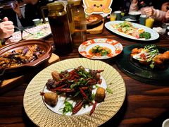 -粤·向群饭店(麓景路店)