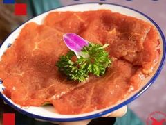 鲜嫩牛肉片-贤合庄卤味火锅(安吉万达店)