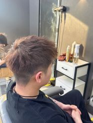 -藤野造型烫发染发