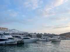 -三亚游船旅游中心(三亚鹿回头游艇游船公共码头店)