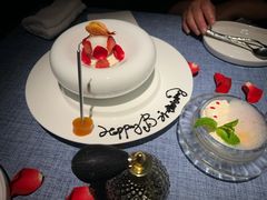 -弦月窗LUNETTE BY AMANDA(复兴路店)