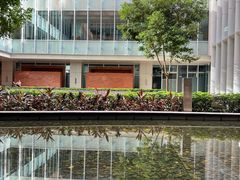 -香港大学
