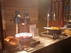 自助取餐区-北京王府井希尔顿酒店·万斯阁西餐厅