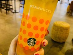 -星巴克臻选(惠州华贸天地1楼店)