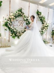 -艾米丽婚纱礼服