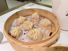 鸡汁小笼包-春家·非遗手工小吃(徐汇万科广场店)