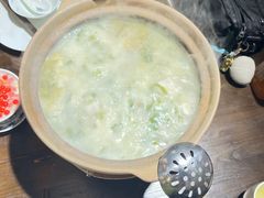 -聚汇三少·龙虾·中餐厅(莫邪路新天地店)