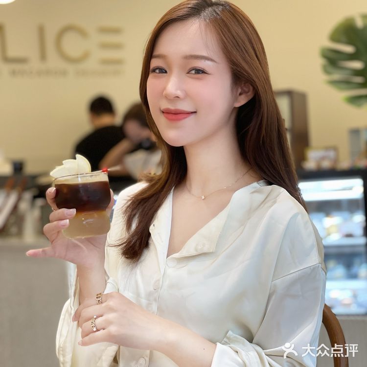 佛山探店顺德咖啡厅 韩国街头的咖啡厅 法式甜点