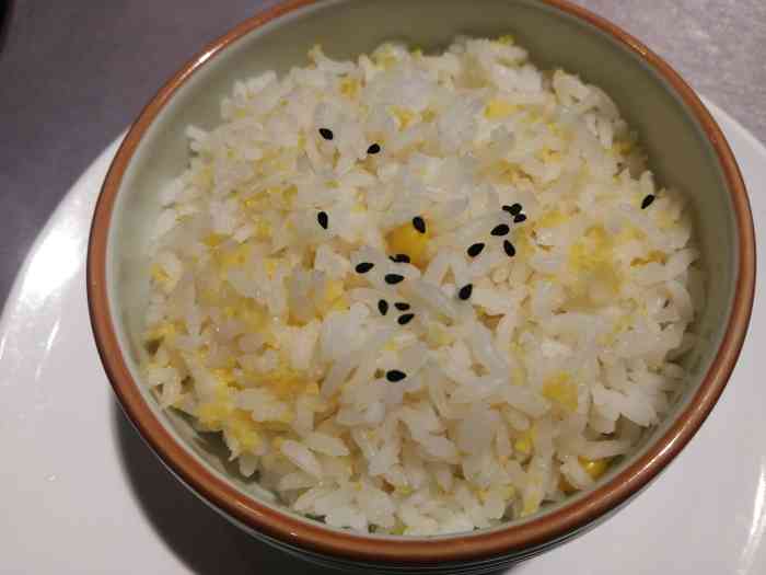 伊兰紫阁(通渭路店)-"伊兰紫阁,位于通渭路中段,作为一家清真餐.