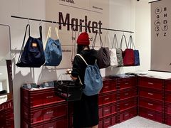 -M Stand(成都COSMO店)