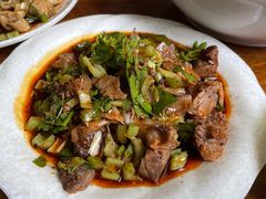 特色拌拐肉-茅屋大酒店