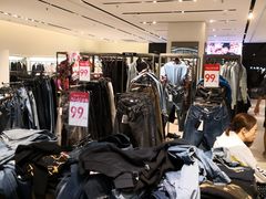-ZARA(万达广场二七店)