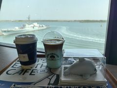 -抱抱地球咖啡馆(国家海洋博物馆店)
