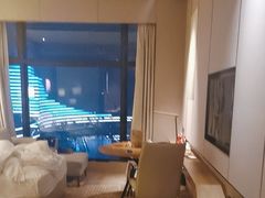 -厦门海沧正元希尔顿逸林酒店開全日餐厅