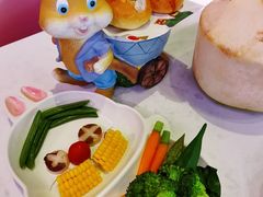 -水桶王国主题餐厅·聚会·生日派对·亲子活动·家庭套餐(亚龙湾希尔顿店)