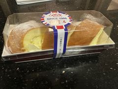 -红宝石·鲜奶小方·海派西点房(南丹店)