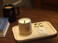 -ZING COFFEE 镜咖啡