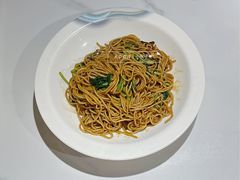 青菜肉丝炒面-三玛璐酒楼(汉口路店)