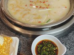 -老来福·非遗酸汤兔(凯旋路店)