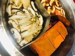 -大龙燚火锅(天钥桥路店)