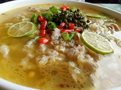 酸汤肥牛-家宴滇食记·云南家常菜