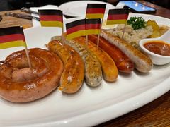 香肠拼盘-1886德国汽车餐厅(外滩十六铺码头店)