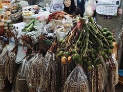 -瓦洛洛传统市场