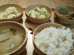 -一两饭川味素食餐厅