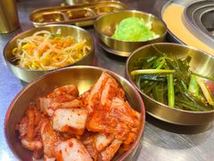 -釜山火炉·海鲜烤肉(紫藤路店)