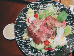 果木香烤牛肉温泉蛋沙拉-Mr.cattle·卡图牛扒(中建广场店)