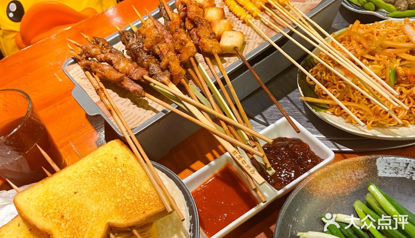 北京夏日｜鼓楼一定要打卡的烤串店！！