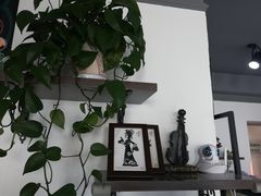 -视野联行眼镜蔡司·依视路官方授权店(顺城店)