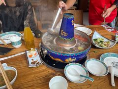 -毛辣果·贵州红酸汤牛肉火锅(西单店)