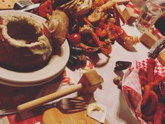 -The Crab Pot Seattle