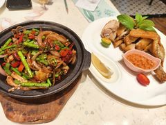 -青叶202都市餐厅(迪诺水镇店)