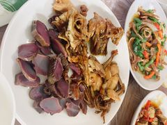 -蓝精灵饺子店