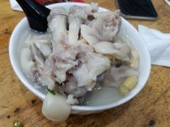 -雷祖芳老妈蹄花店