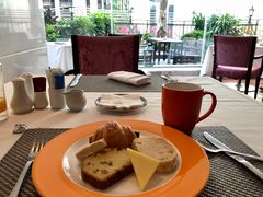 -深圳富苑皇冠假日套房酒店