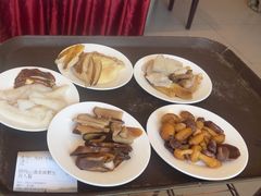 -天宜隆蘑菇宴火锅(石景山旗舰店)