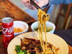 -方铲铲·成都板凳面(滨江银泰店)