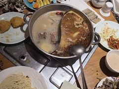 -蒙亨·手把肉·蒙古包文化主题餐厅(天恒广场店)