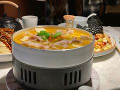 -初蓉丨遇见新川菜(亲贤街荣耀店)