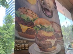 -麦当劳(东方时代广场分店)