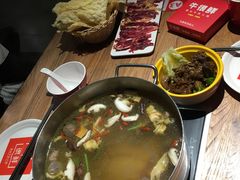 -牛很鲜潮汕牛肉火锅(朝晖路店)