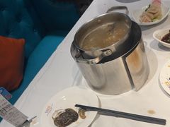 -领鲜活海鲜榴莲自助火锅(东门店)