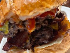 双层芝士牛肉堡Beast-B.-Bistro 63 创意融合料理(广粤天地店)