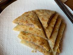 麦饼（肉加蛋）-荣家黄鱼面(南京西路店)